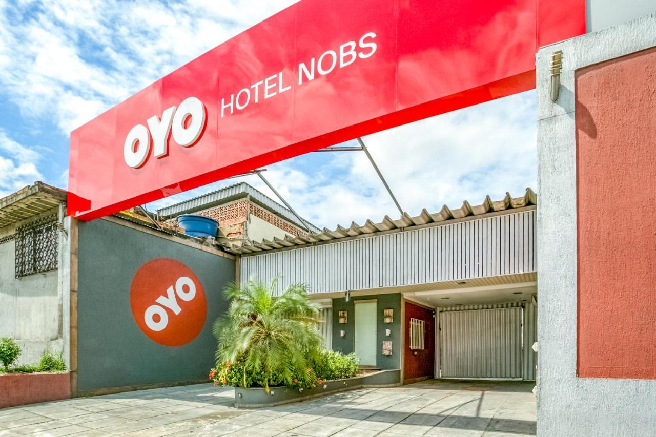 Oyo Nobs Hotel, サン・ジョアン・デ・メリチ エクステリア 写真
